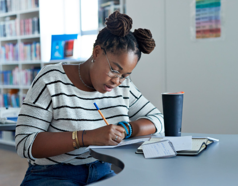 Les crédits pour financer des études